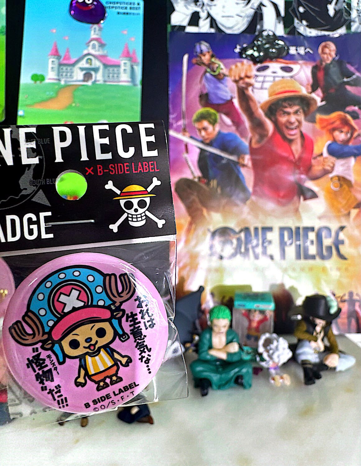 One piece - Pins