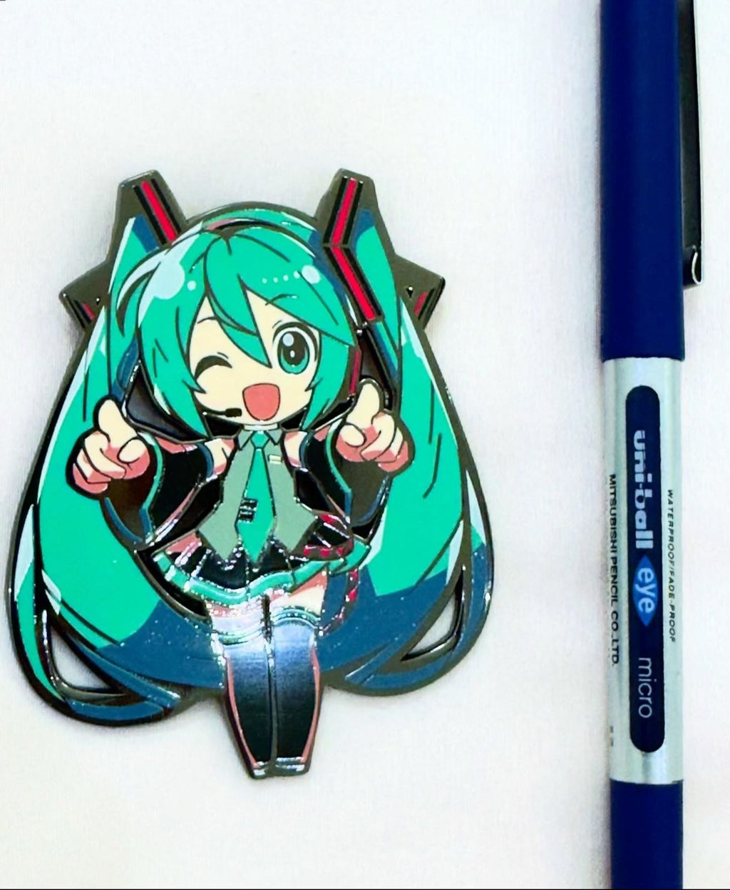 Miku pin